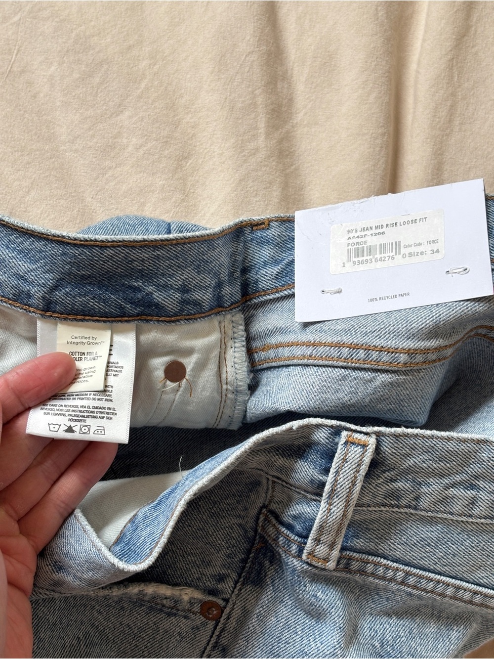 Agolde 90s Mid Rise Loose Fit jeans Size 34 Light Blue - Picture 6 of 8